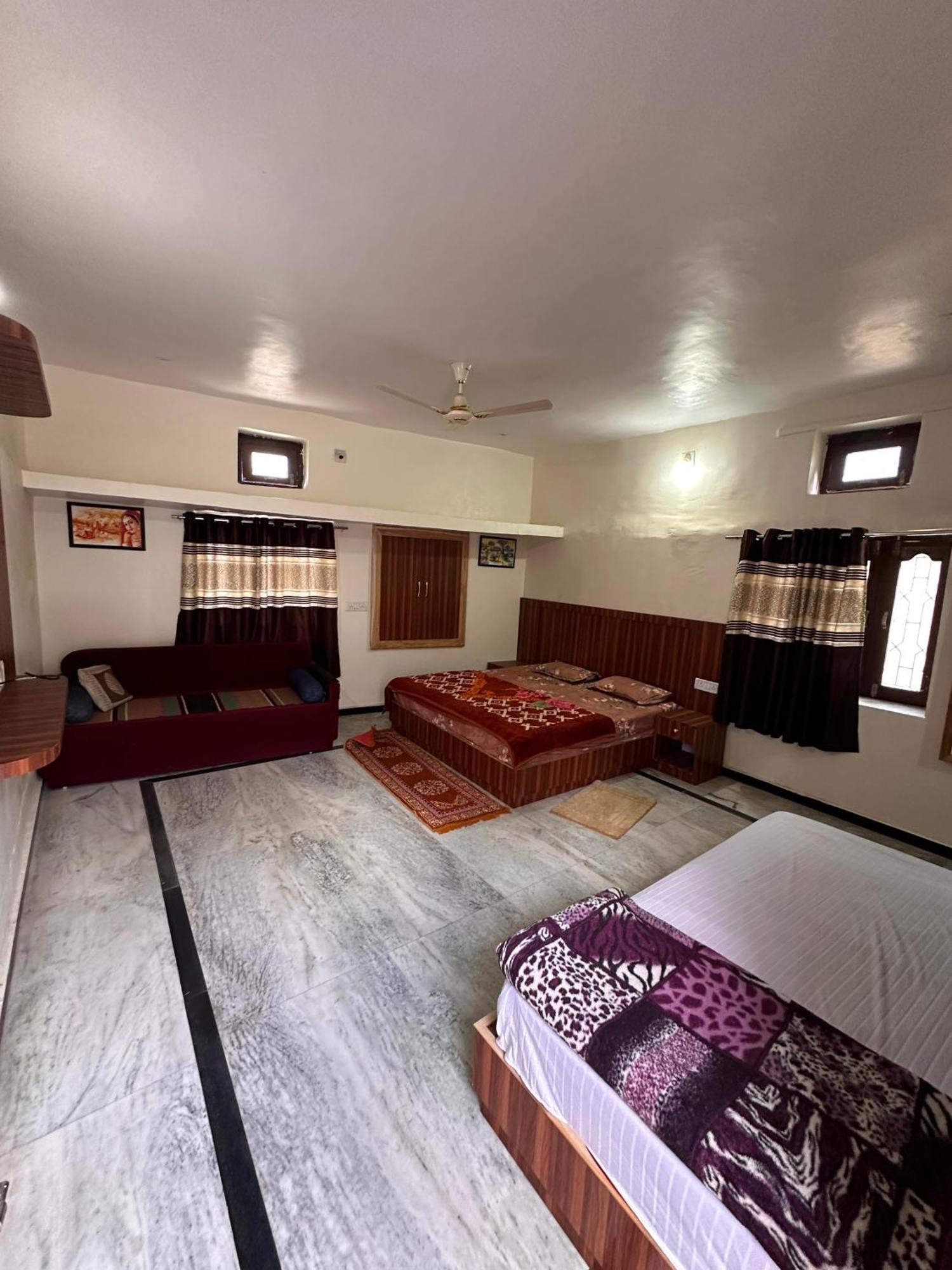 Laxmanji Villas Mount Abu Exterior foto